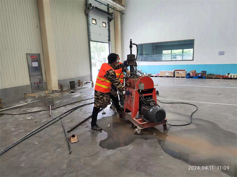 蒙山厂房地面下沉塌陷注浆加固施工